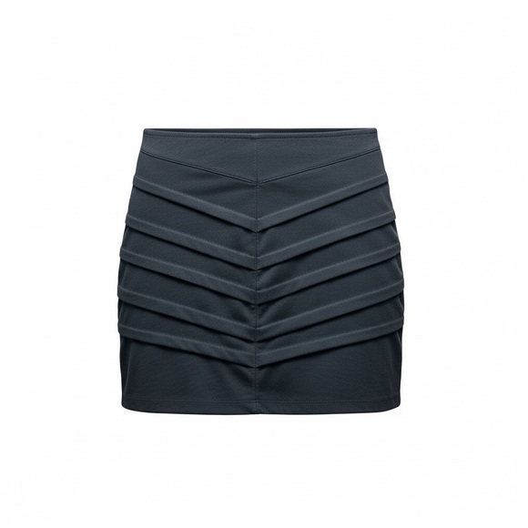 Forever 21 Dresses & Skirts - HIGH WAISTED BLACK PLEATED MINI SKIRT · SIZE L